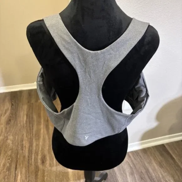 Old Navy Active NWOT (2) Powersoft Sports Bras Removable Cups Gray Black 3X - Picture 4 of 9